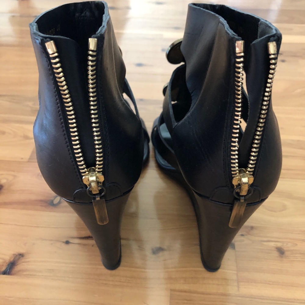 Balenciaga black shoes - Picture 3 of 5